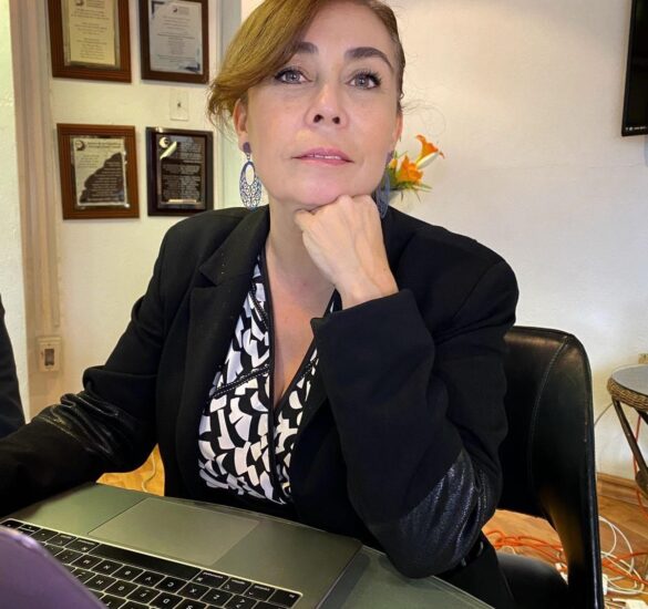 Dra. Adriana González Padilla